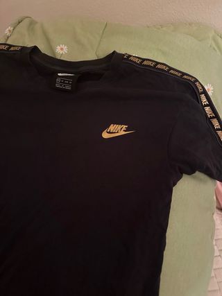 Camisetas Nike, Puma y Siksilk negra talla XS