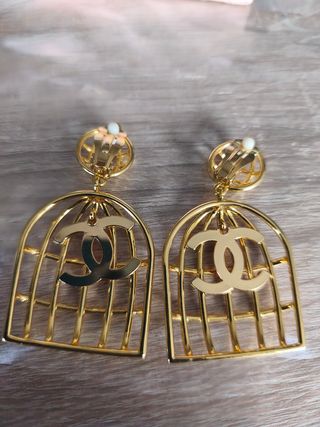 Pendientes Chanel dorados