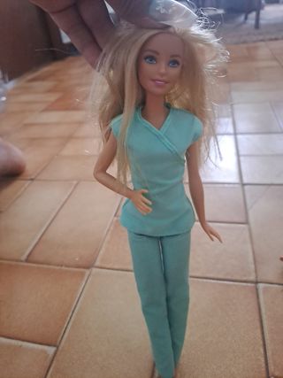Muñeca Barbie Médica