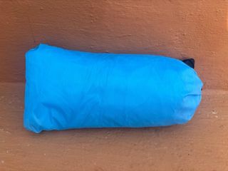 Sofá hinchable azul - Camping