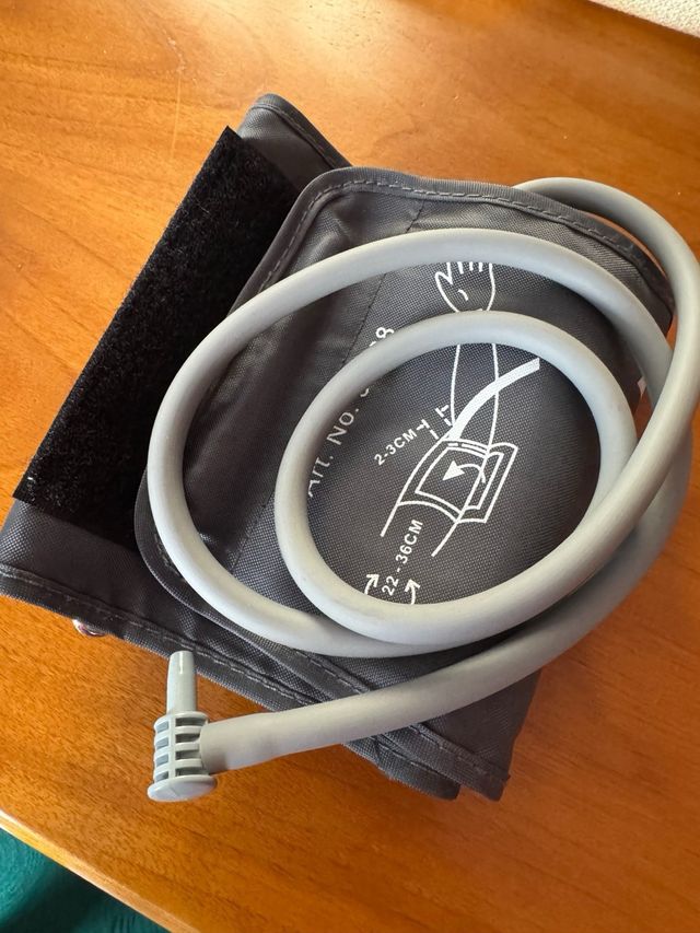 Misuratore di pressione da braccio Medisana