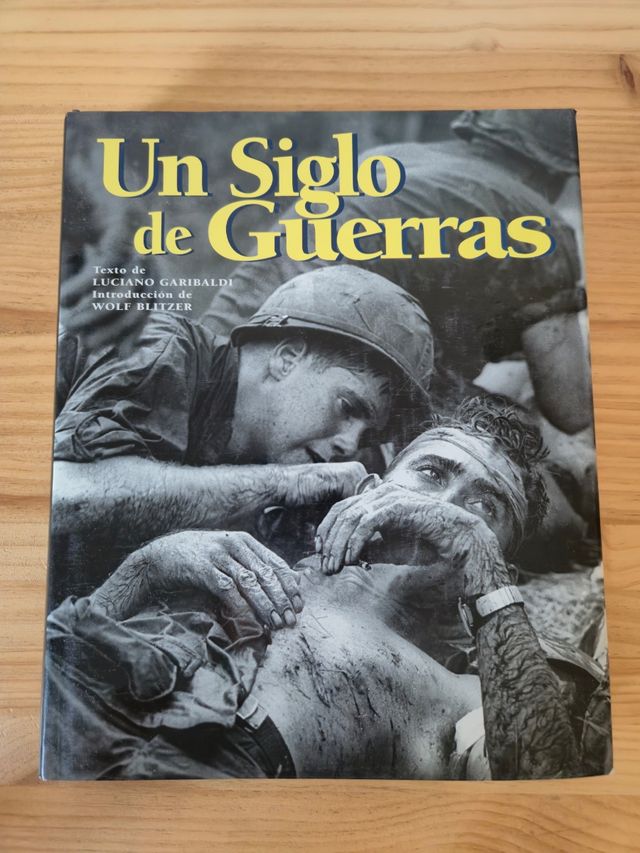 Siglo de guerras, Un (ARTE E HISTÓRIA) (Spanish...