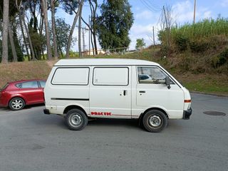 Nissan vanette practic 1990