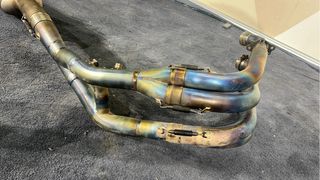 Akrapovic BMW S1000RR linea completa de titanio