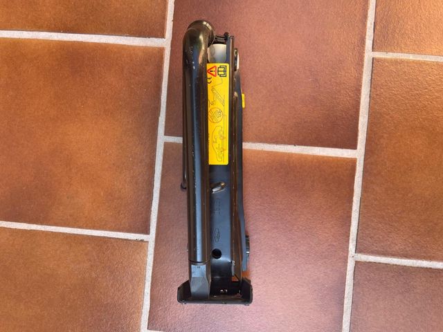 Gato coche Ford - 98AB-17080-CB