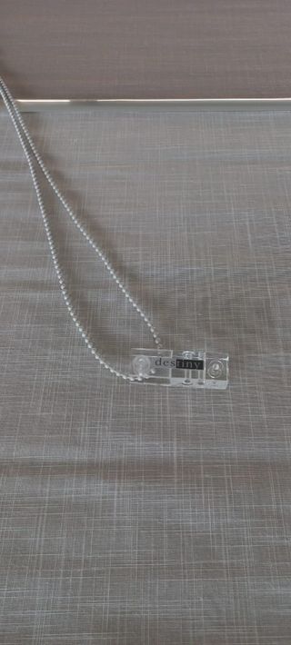 Estor enrollable blanco y beige 150x200