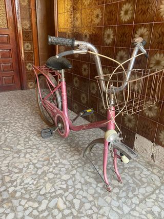 Bicicleta BH antigua para restaurar