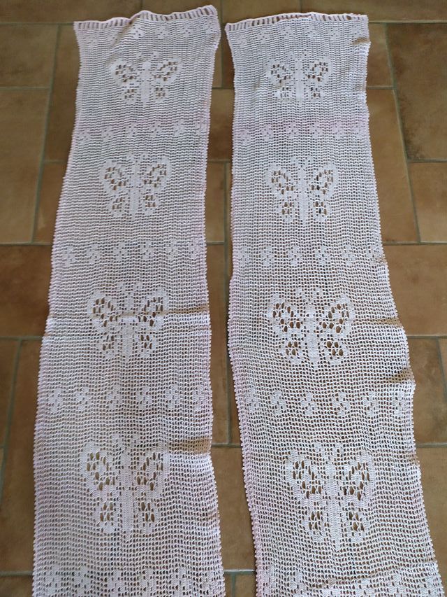 Tende a vetro uncinetto rosa - farfalle
