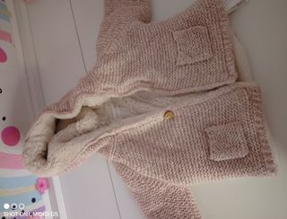 Chaqueta bebé niña punto rosa