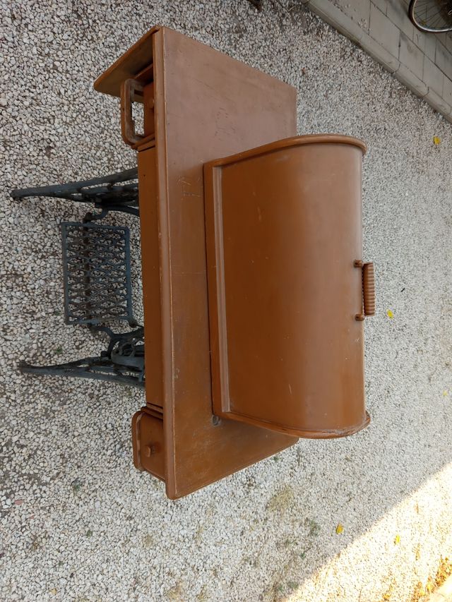 Máquina coser Singer antigua