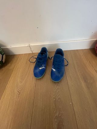 Botas fútbol Puma niño, talla 34
