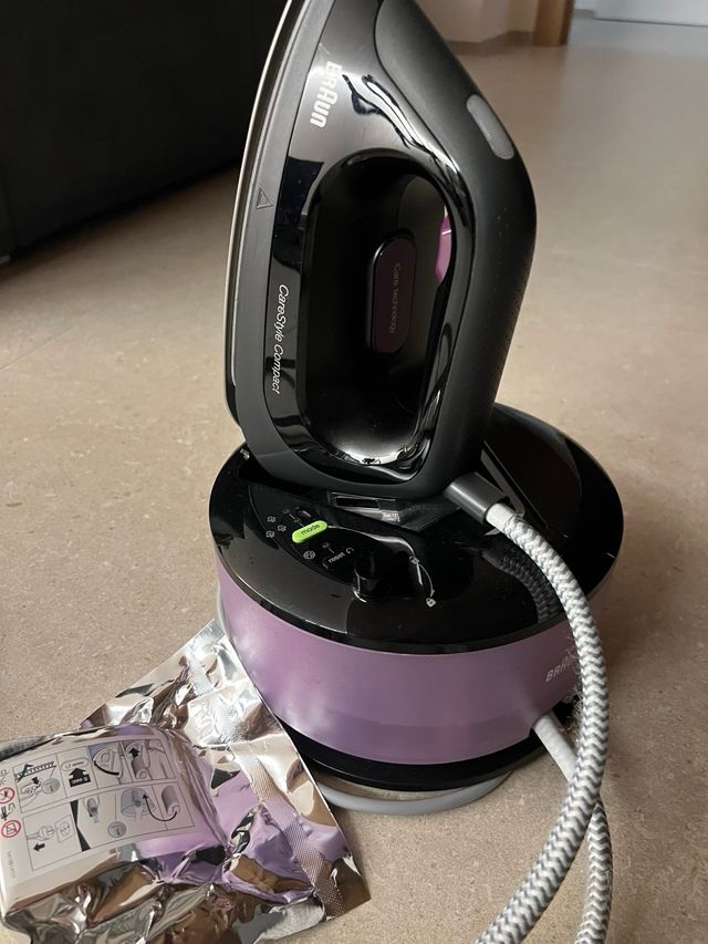 Plancha BRAUN CareStyle Compact