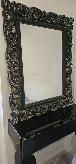 Espejo negro tallado - Madera