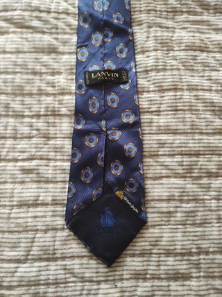 Corbata Lanvin azul y dorada