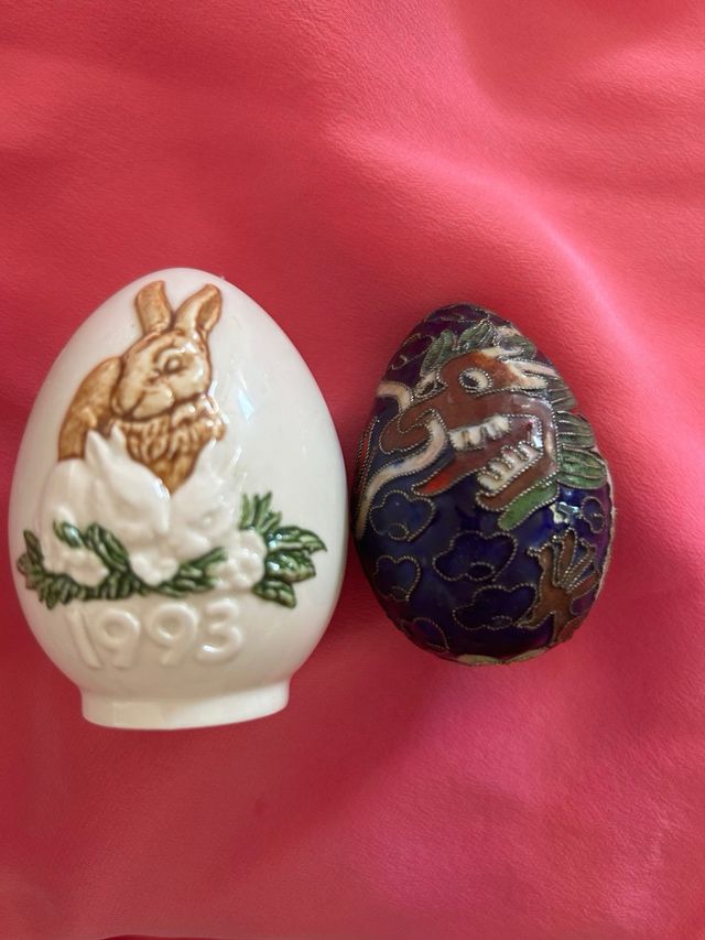 Huevos vintage: porcelana Goebel y cloisonné chin