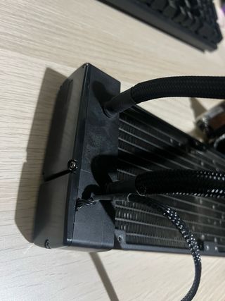 Aerocool Pulse L240 - Refrigeración líquida