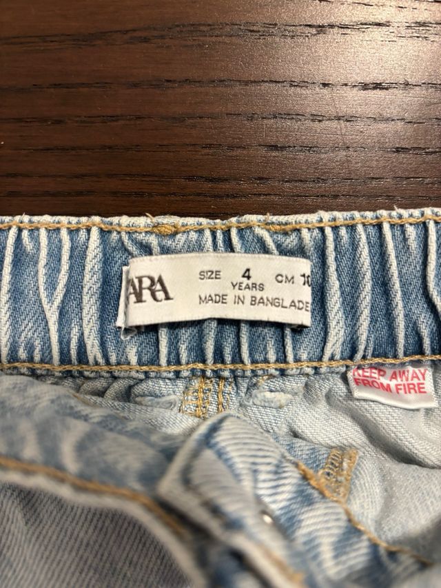 Falda Vaquera Zara ( talla 4 años)