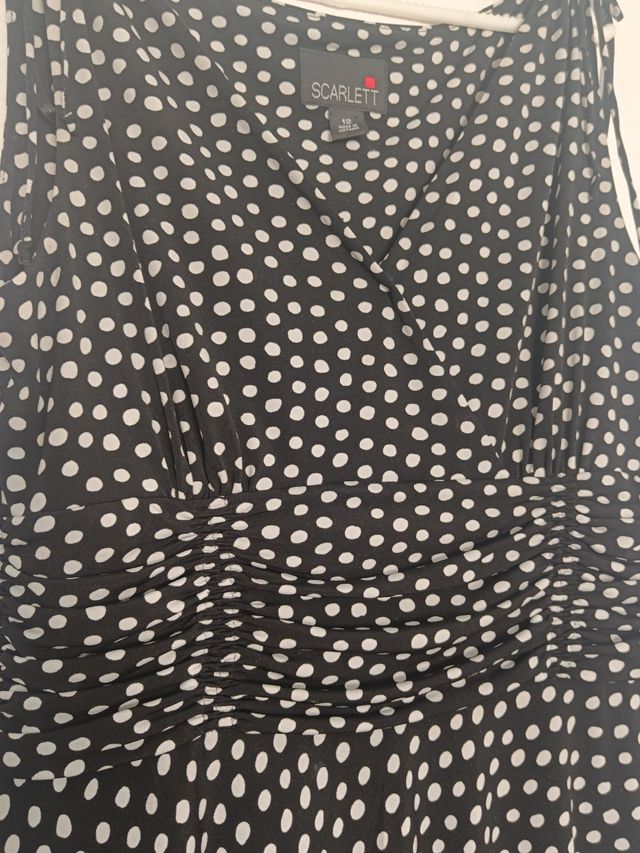 Vestido Scarlett lunares blanco y negro