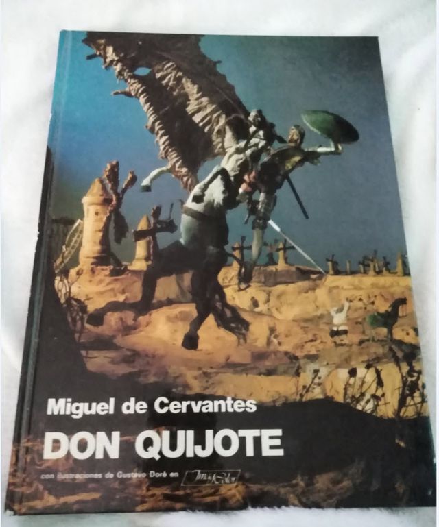 Libro Don Quijote de la Mancha en formato grande