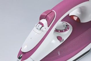 Plancha Ariete 6215 - Púrpura/Blanco