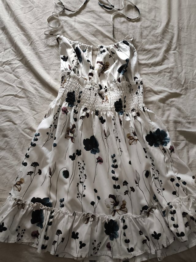 Vestido floral blanco