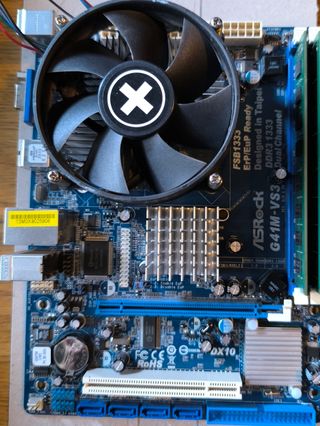 Placa base ASRock 775 + CPU Quad Core + 8GB RAM