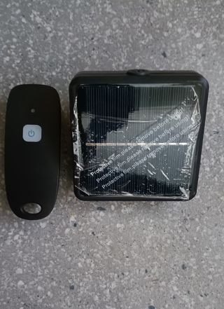 Parasol con soporte metálico