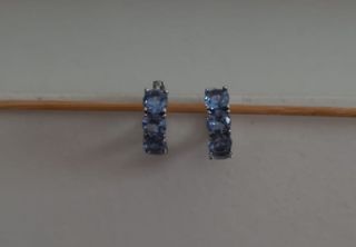 Aros Pendientes Cristal Azul Claro.