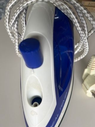 Ferro da stiro Eurospin - piccolo e maneggevole