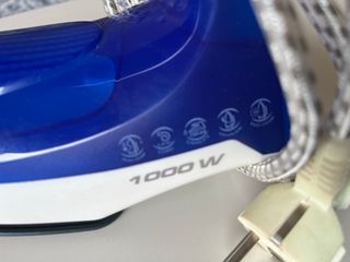 Ferro da stiro Eurospin - piccolo e maneggevole