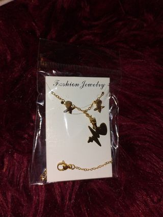 Pulsera y aretes corazón oro