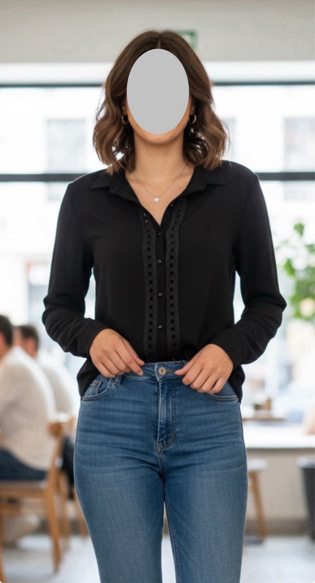 Blusa negra c/tira bordada