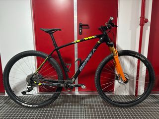Bicicleta MTB carbono Berria Bravo 29”