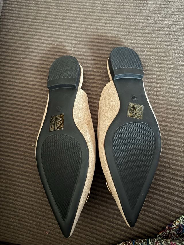 Zapatos Stephan beige dorados