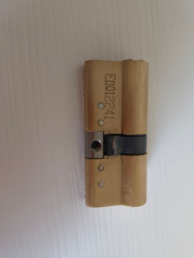 Bombín Amig 70mm - Cerradura