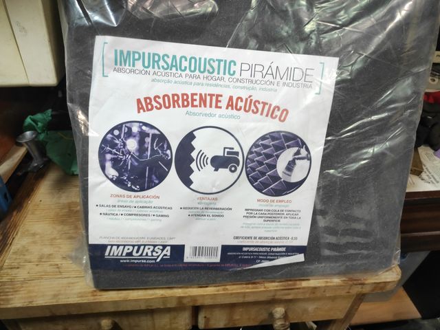IMPURSA Absorbente Acústico Pirámide