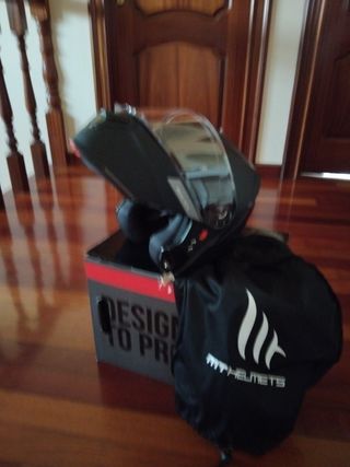 Casco moto negro talla XS usado 2 veces 