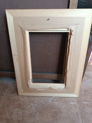 Marco dorado antiguo