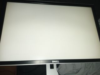 Monitor Dell 3007WFPt.