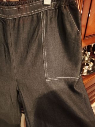 Pantalón Gris Oscuro Elastico Talla G