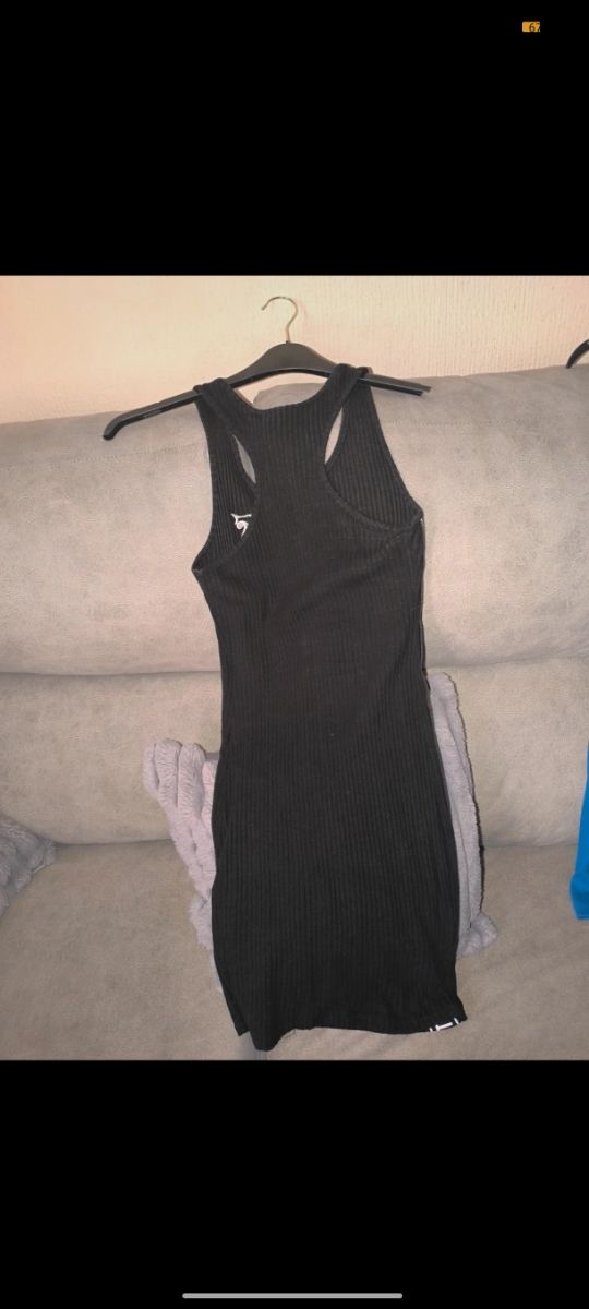 Vestido negro casual