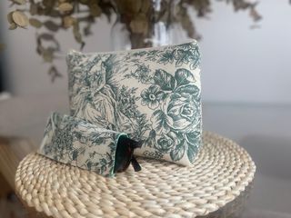 Bolso/ neceser con funda de gafas 