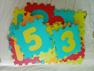 Piezas de goma/espuma tipo puzzle para niños LEER