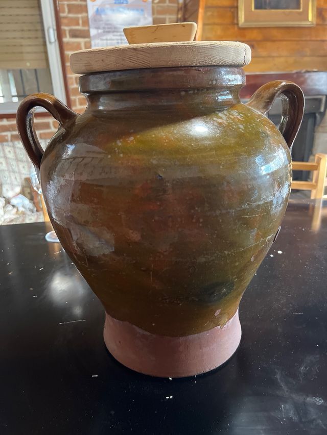 Orza cerámica antigua