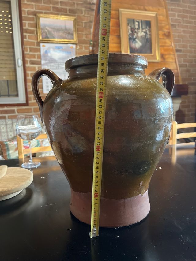 Orza cerámica antigua