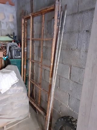 Andamio metálico antiguo