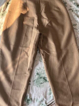 Pantalón beige de vestir