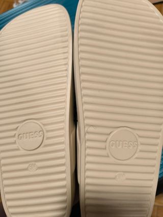 Sandalias Guess beige