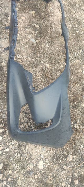 Parachoques delantero Toyota Yaris