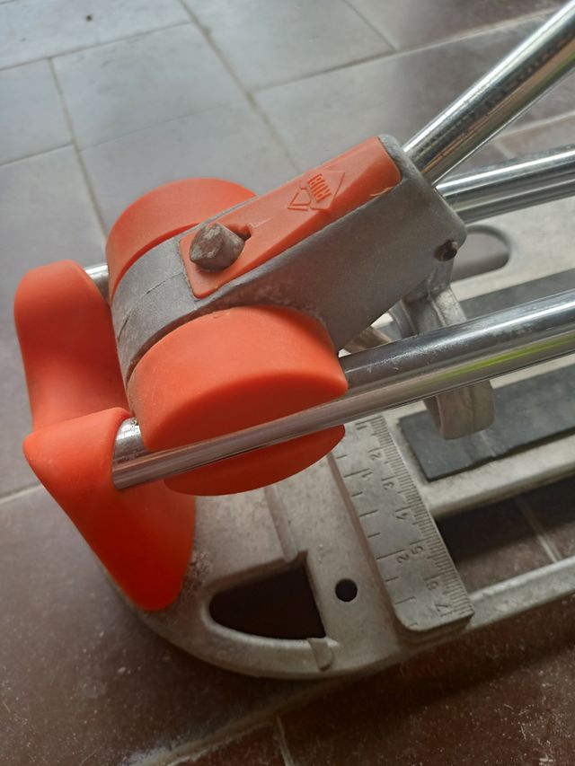 Cortadora azulejos Rubi usada